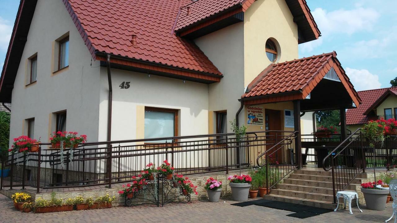 Апартаменты Gosciniec W Ogrodzie Brusy Экстерьер фото